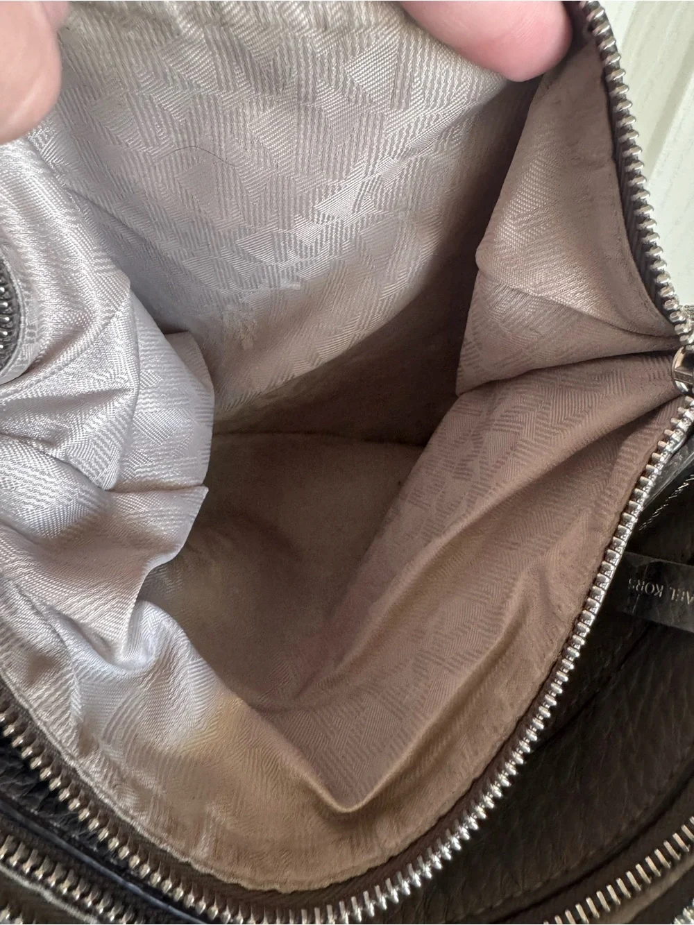 Michael Kors Shoulder Bag - Picture 5 of 7